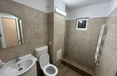 Аренда комфортной 2-комнатной квартиры с отдельной кухней, 55 м², район Томис Норд, Констанца, Румыния